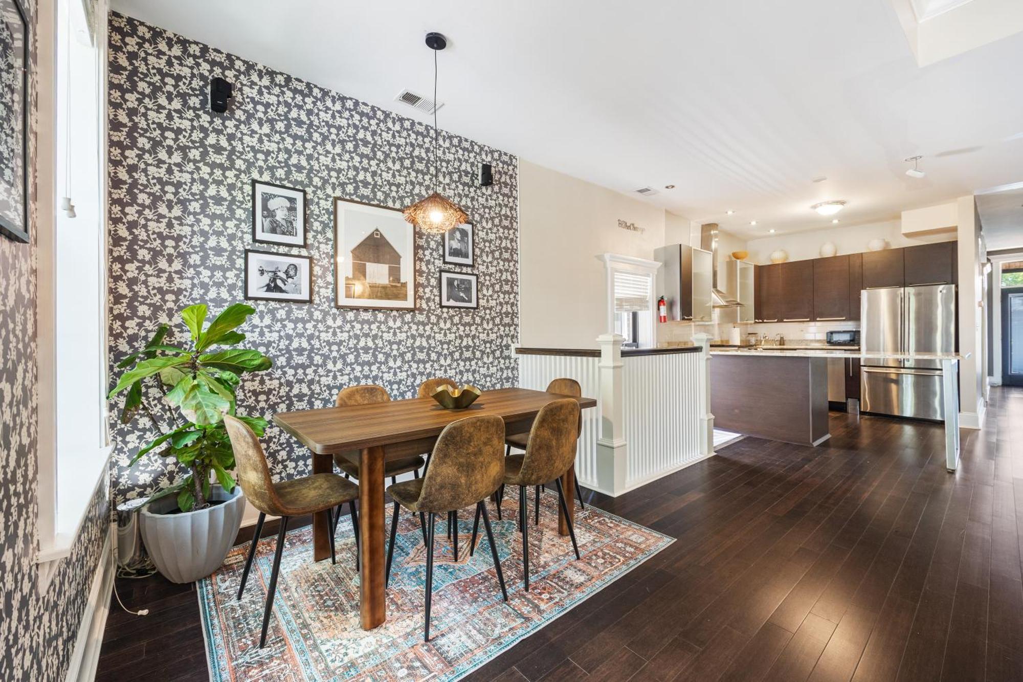 Wrigleyville Suites Chicago Extérieur photo