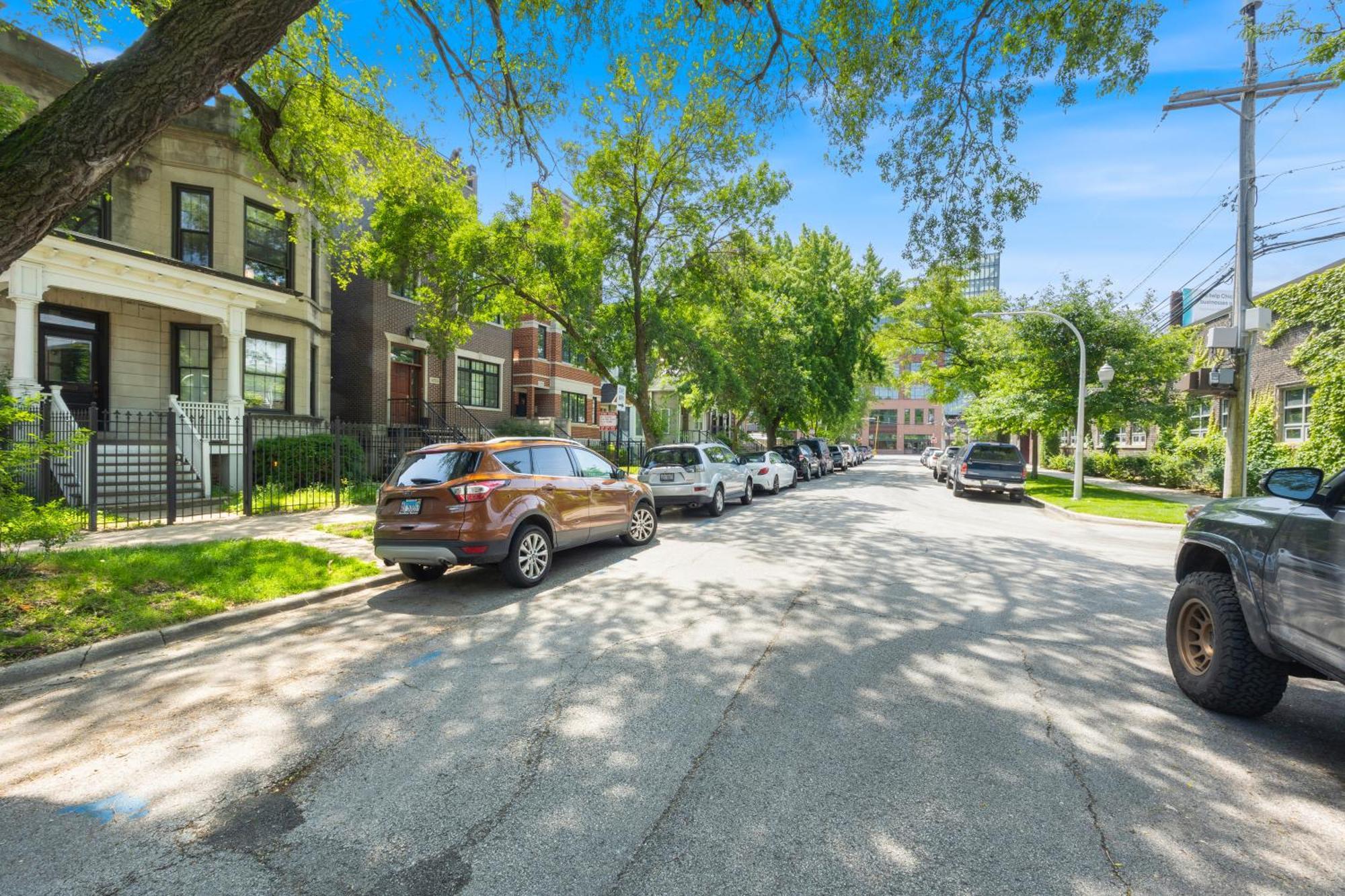 Wrigleyville Suites Chicago Extérieur photo