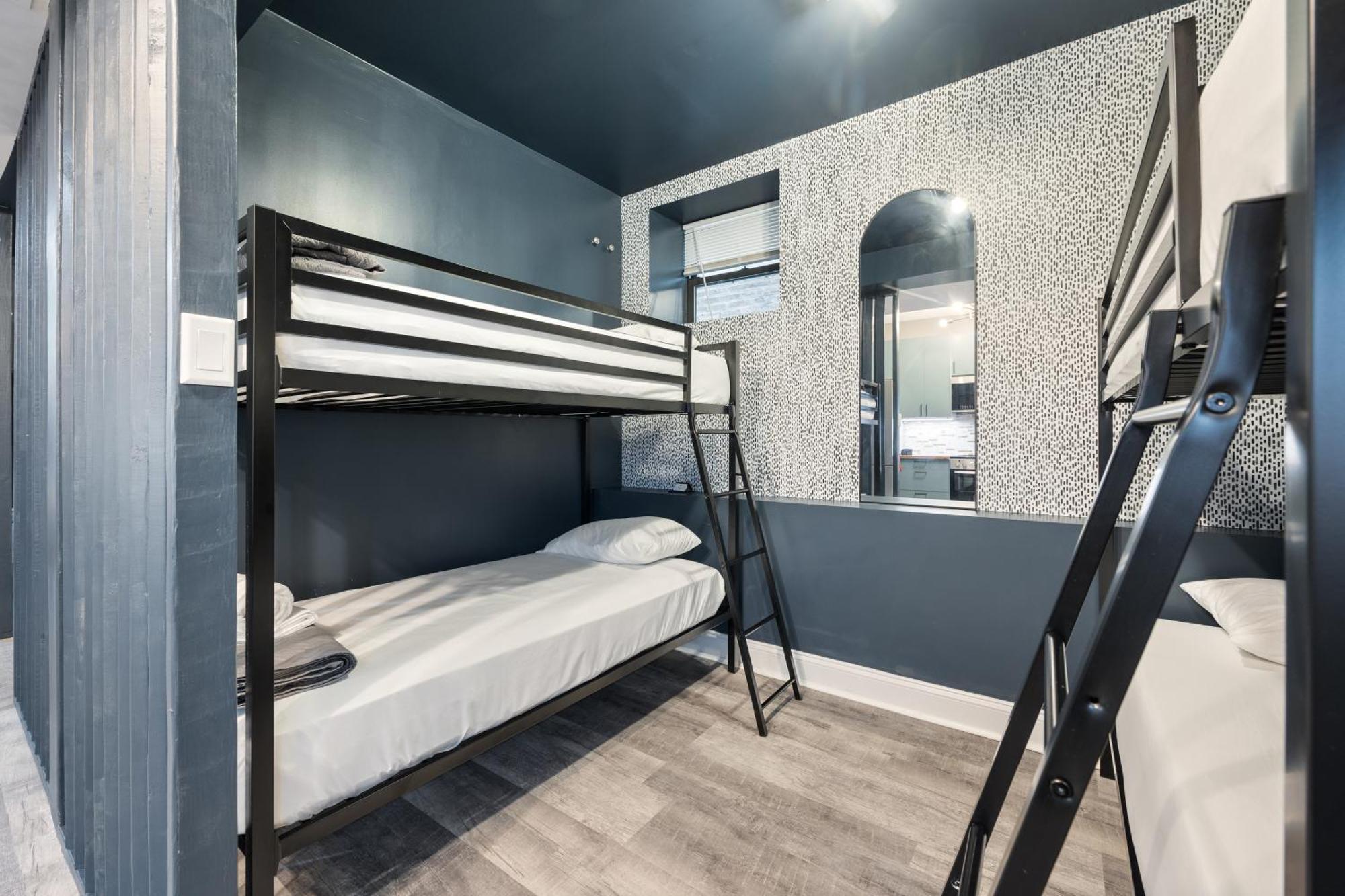 Wrigleyville Suites Chicago Extérieur photo