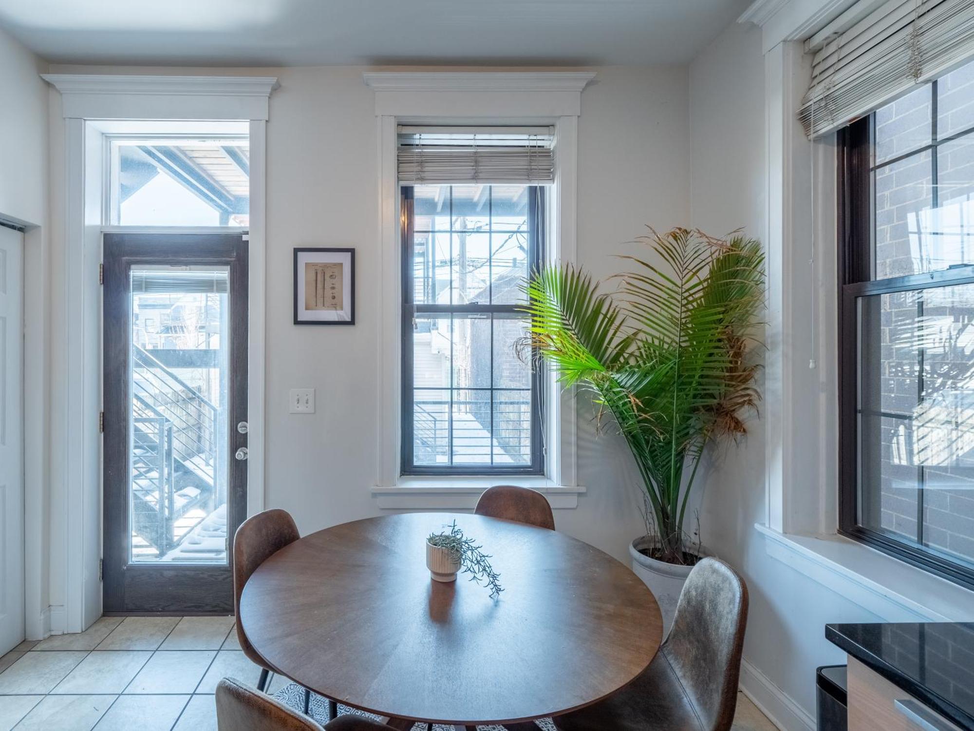 Wrigleyville Suites Chicago Extérieur photo