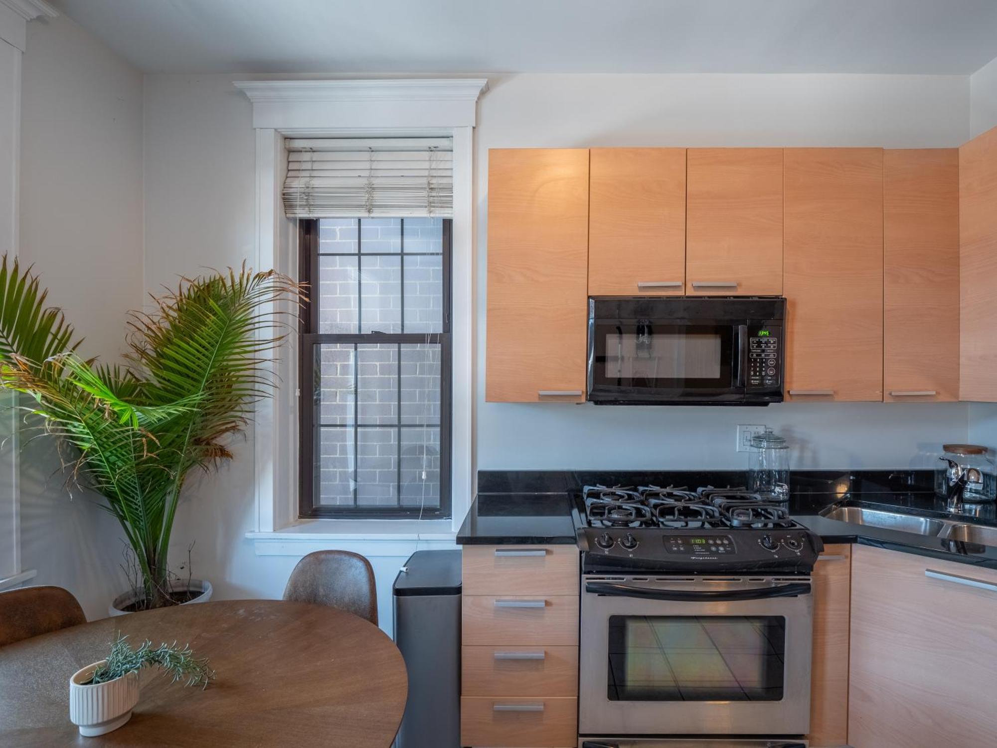 Wrigleyville Suites Chicago Extérieur photo